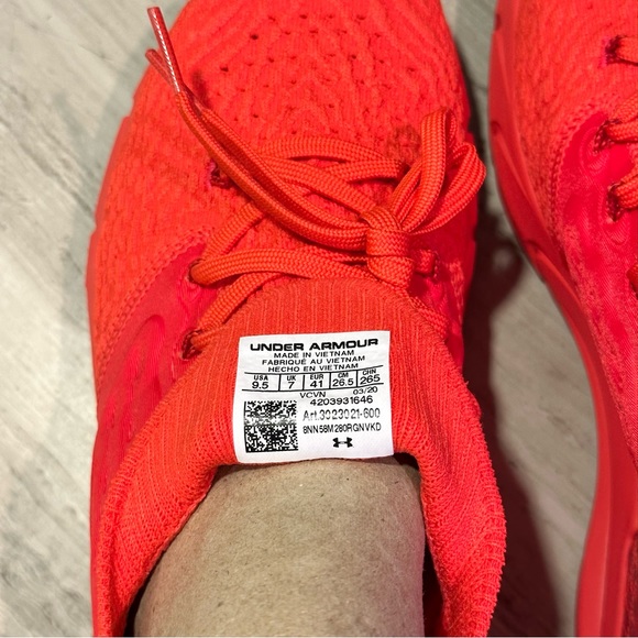 Under Armour UA HOVR™ Phantom 2 - Versa Red - Picture 12 of 13